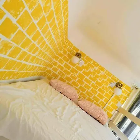 Apartment 30m2 A/c Apartment, 3 Min From Ny Cafe Budapest